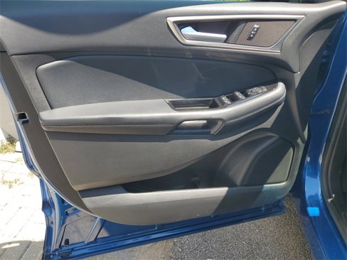 Used 2018 Ford Edge SEL w/ Equipment Group 201A image 26