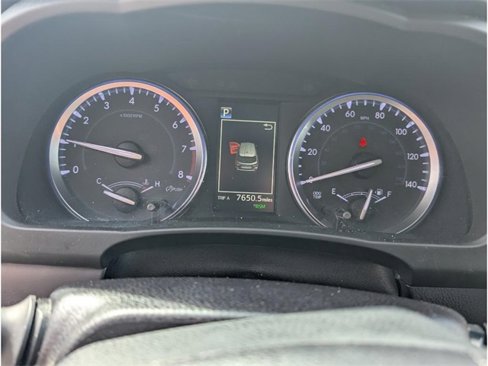 Used 2019 Toyota Highlander SE image 20