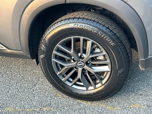 Certified 2024 Nissan Rogue S image 29