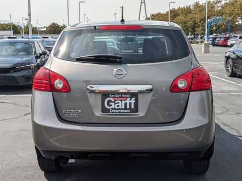 Used 2014 Nissan Rogue S image 7