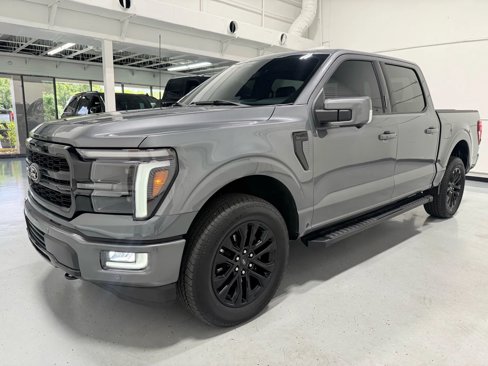 Used 2024 Ford F150 Lariat image 3