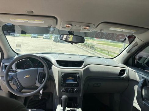 Used 2013 Chevrolet Traverse LS image 11