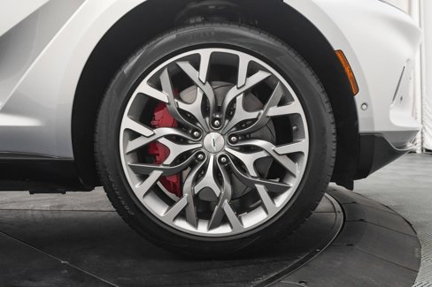 Used 2021 Aston Martin DBX image 35