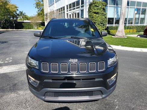 Used 2021 Jeep Compass Latitude image 8