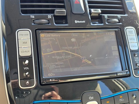 Used 2012 Nissan Leaf SL image 26
