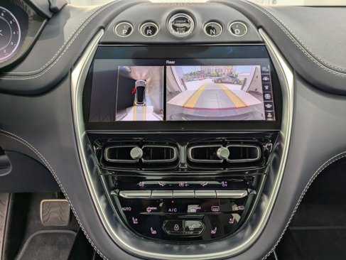 Used 2024 Aston Martin DBX 707 image 13