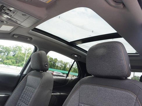 Used 2023 Chevrolet Equinox LT image 20