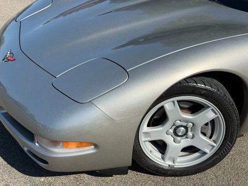 Used 1999 Chevrolet Corvette Coupe w/ Memory Pkg image 13