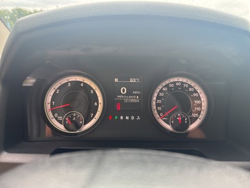Used 2015 RAM 1500 Express image 21