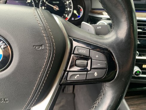 Used 2018 BMW 530i xDrive image 15