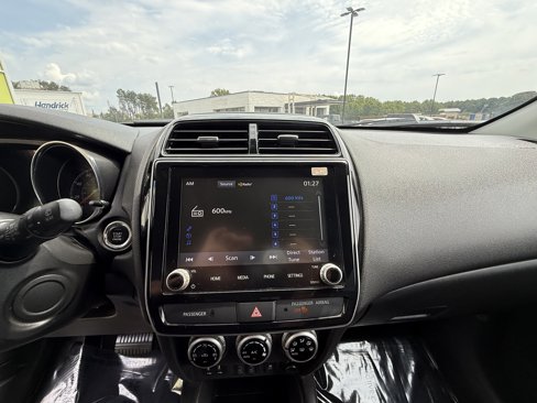 Used 2023 Mitsubishi Outlander Sport SE image 26