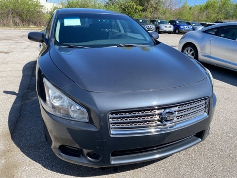 Used 2010 Nissan Maxima 3.5 S image 2