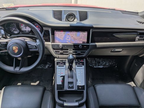 Certified 2022 Porsche Macan S image 21