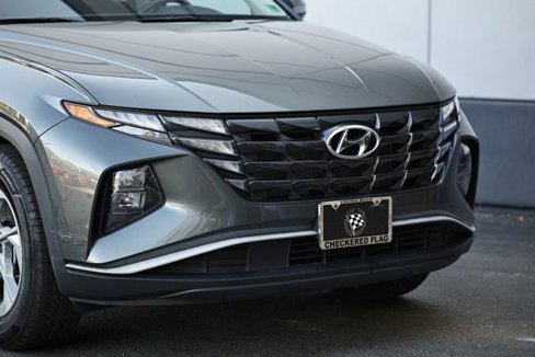 Used 2023 Hyundai Tucson SEL w/ Cargo Package image 2