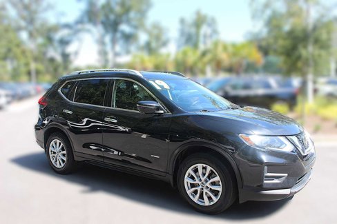 Used 2019 Nissan Rogue SV w/ Premium Package image 15