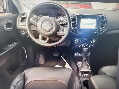 Used 2019 Jeep Compass Altitude image 10