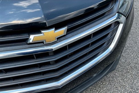 Certified 2018 Chevrolet Equinox LS image 29