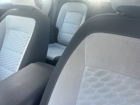 Used 2019 Chevrolet Equinox LS image 10