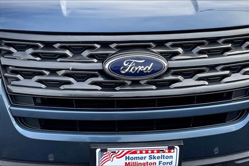 Used 2018 Ford Explorer XLT w/ Equipment Group 202A image 28