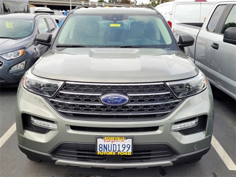 Used 2020 Ford Explorer XLT w/ Equipment Group 202A image 5
