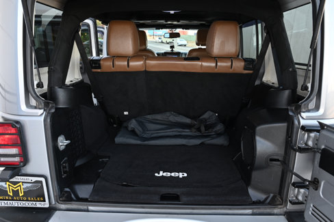 Used 2014 Jeep Wrangler Unlimited Sahara image 17
