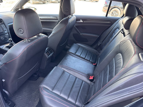 Used 2016 Volkswagen GTI SE image 26