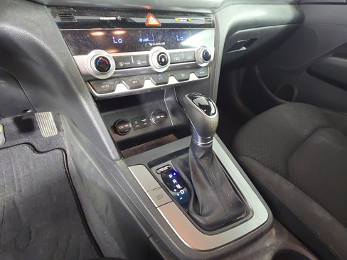 Used 2020 Hyundai Elantra SE w/ Cargo Package (C1) image 16