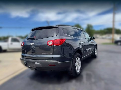 Used 2010 Chevrolet Traverse LT w/ Personal Connectivity Package image 7