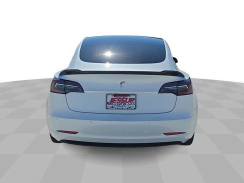 Used 2019 Tesla Model 3 Standard Range Plus image 7