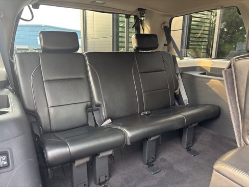 Used 2015 Nissan Armada Platinum image 36