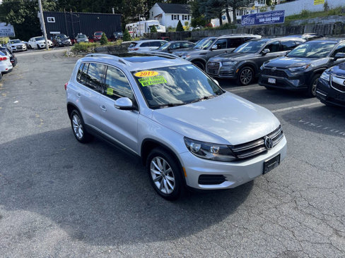 Used 2017 Volkswagen Tiguan Wolfsburg Edition image 2