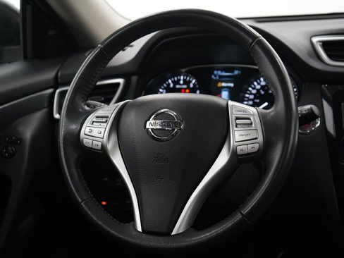 Used 2016 Nissan Rogue SL image 16