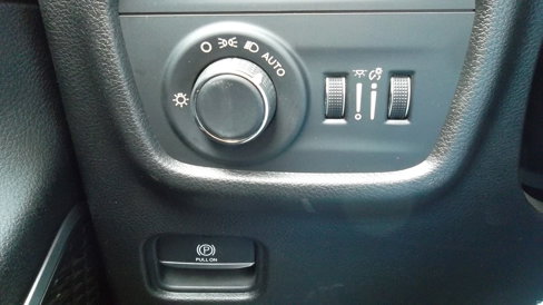 Used 2021 Jeep Grand Cherokee L Laredo w/ Luxury Tech Group I image 17