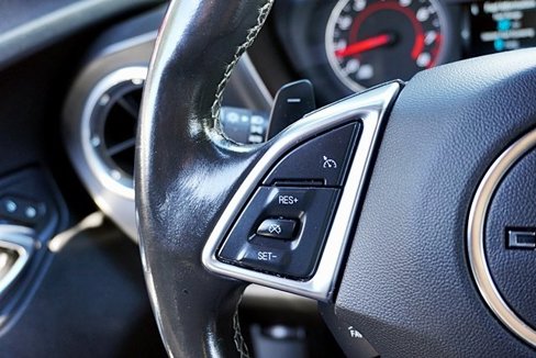Used 2018 Chevrolet Camaro LT w/ RS Package image 30