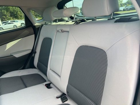 Used 2022 Hyundai Kona SE image 26