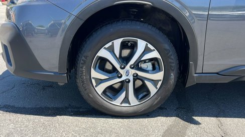 Used 2021 Subaru Outback Limited image 10