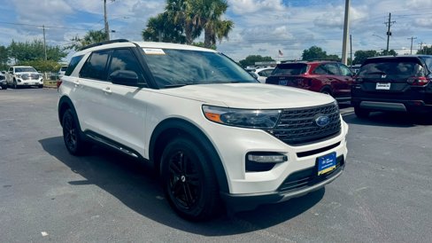 Certified 2022 Ford Explorer XLT w/ Equipment Group 202A image 1