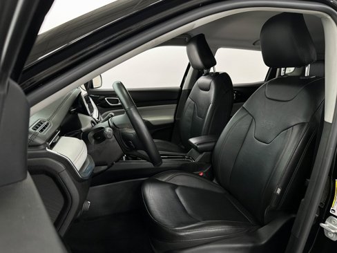 Certified 2022 Jeep Compass Limited image 14