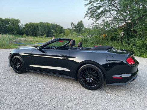 Used 2018 Ford Mustang GT Premium w/ GT Performance Package image 2
