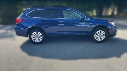 Used 2016 Subaru Outback 2.5i Premium image 4