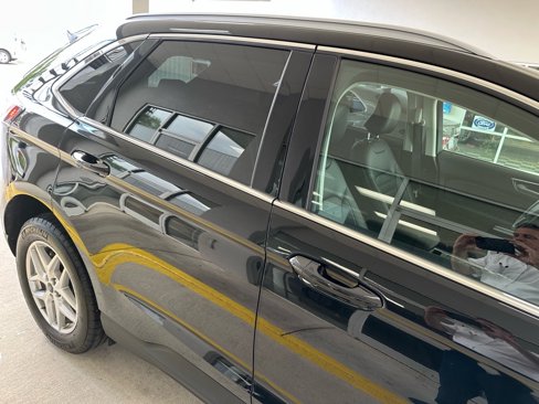 Used 2023 Ford Edge SEL w/ Convenience Package image 9
