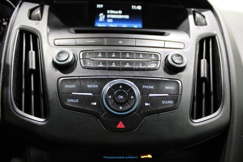 Used 2017 Ford Focus SE image 20