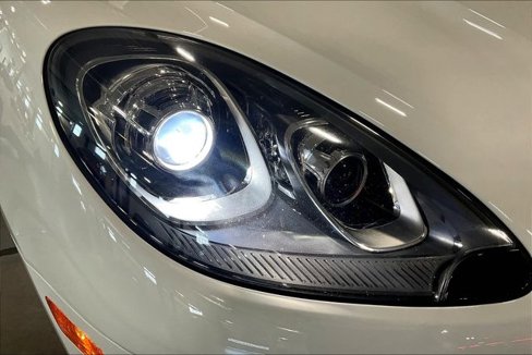 Used 2018 Porsche Macan image 28