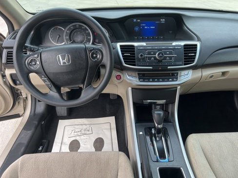 Used 2013 Honda Accord EX image 17