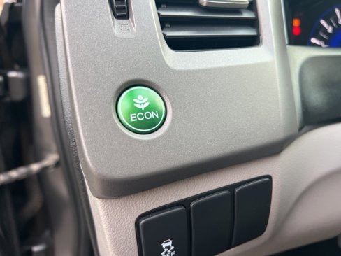 Used 2012 Honda Civic LX image 18