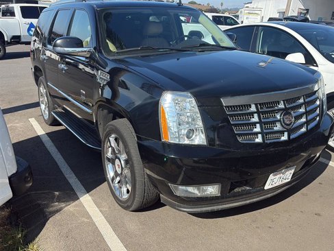 Used 2012 Cadillac Escalade Luxury image 6