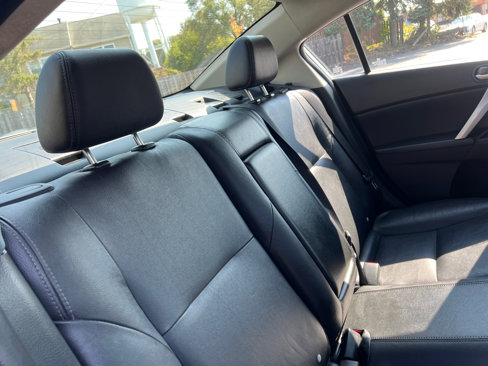 Used 2013 MAZDA MAZDA3 i Grand Touring image 40