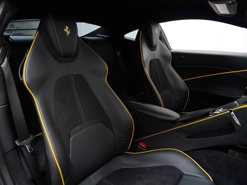 Certified 2023 Ferrari Roma image 13