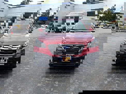 Used 2022 Subaru Outback Premium image 2
