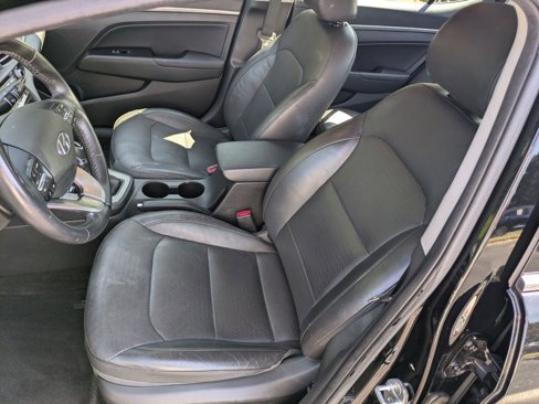 Used 2020 Hyundai Elantra Limited w/ Cargo Package (C1) image 18